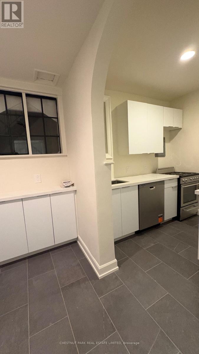 405 - 1 Clarendon Avenue, Toronto, Ontario  M4V 1H8 - Photo 10 - C13610758