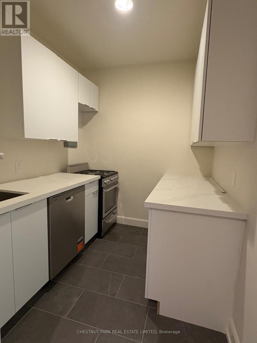 405 - 1 Clarendon Avenue, Toronto, Ontario  M4V 1H8 - Photo 6 - C13610758