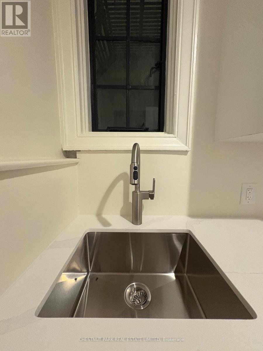 405 - 1 Clarendon Avenue, Toronto, Ontario  M4V 1H8 - Photo 8 - C13610758