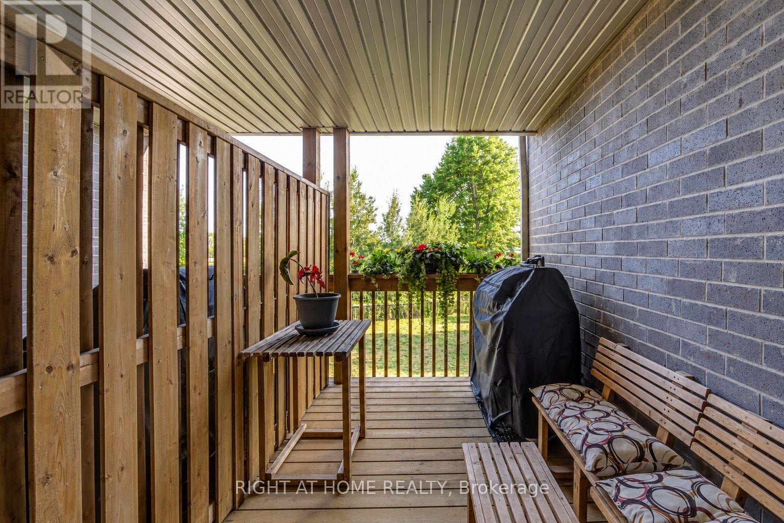 70 Westlake Crescent, Bradford West Gwillimbury, Ontario  L3Z 4K4 - Photo 11 - N13610778
