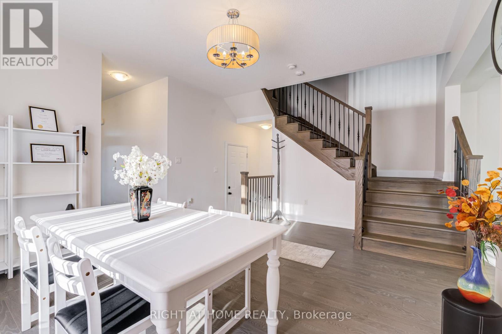 70 Westlake Crescent, Bradford West Gwillimbury, Ontario  L3Z 4K4 - Photo 12 - N13610778