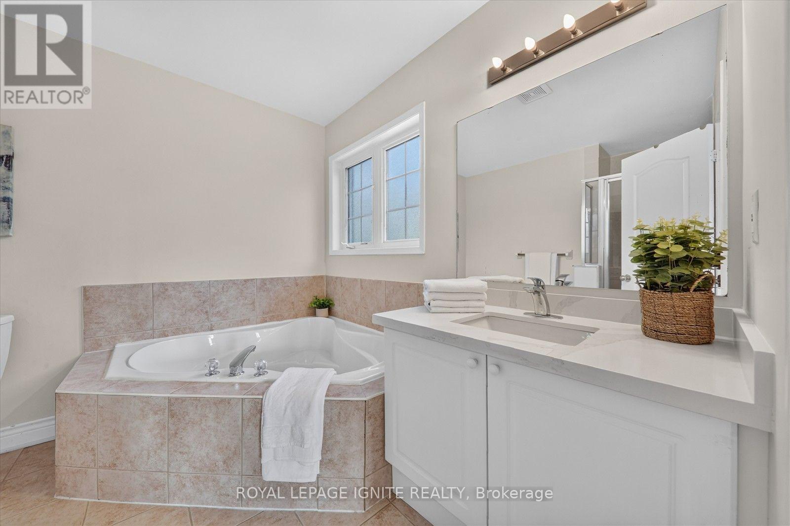 57 Armitage Crescent, Ajax, Ontario  L1T 4L1 - Photo 29 - E13604914