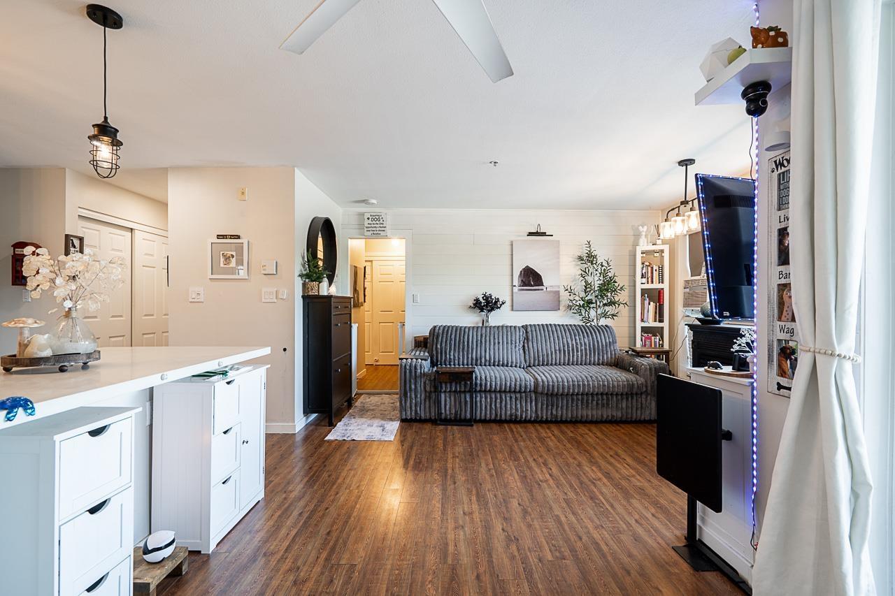 408 6390 196 Street, Langley, British Columbia  V2Y 1J2 - Photo 9 - R3150196