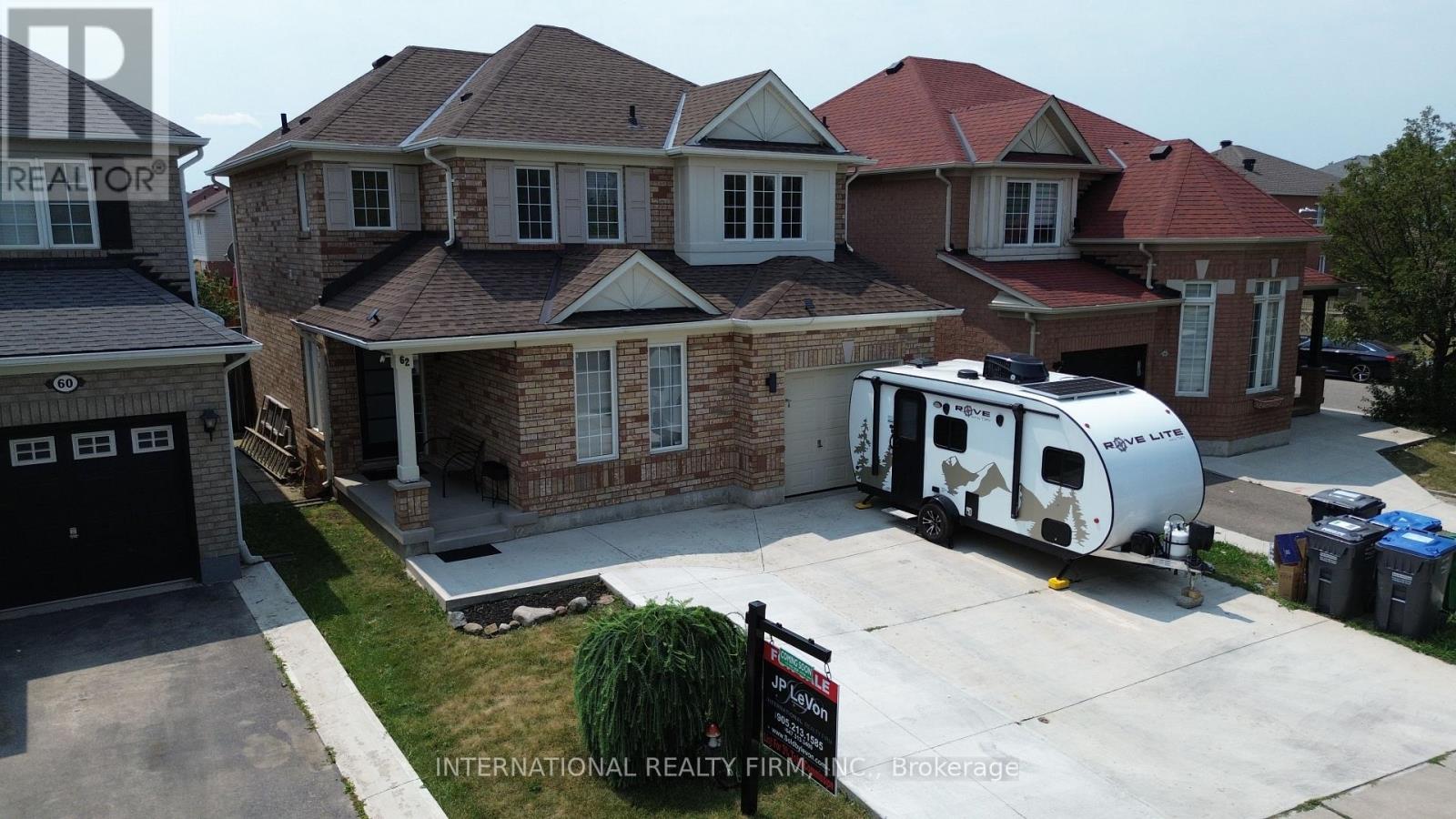 62 Williamson Drive, Brampton, Ontario  L7A 3M1 - Photo 2 - W13610732