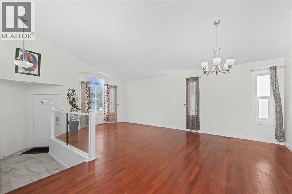 98 Del Ray Road Ne, Calgary, Alberta  T1Y 6V6 - Photo 9 - A2331214