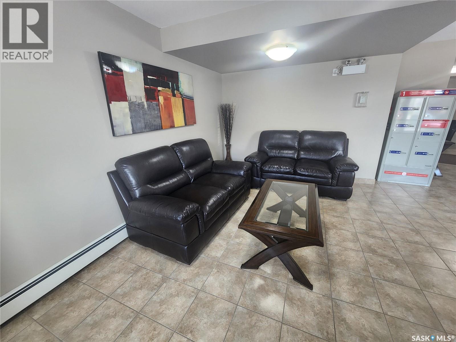310 308 Petterson Drive, Estevan, Saskatchewan  S4A 2B8 - Photo 4 - SK043822