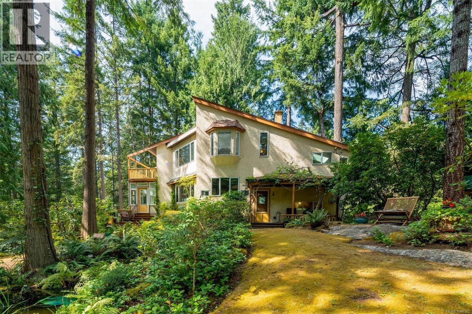 3293 Mcguire Way, Ladysmith, British Columbia  V9G 1C4 - Photo 2 - 1044322