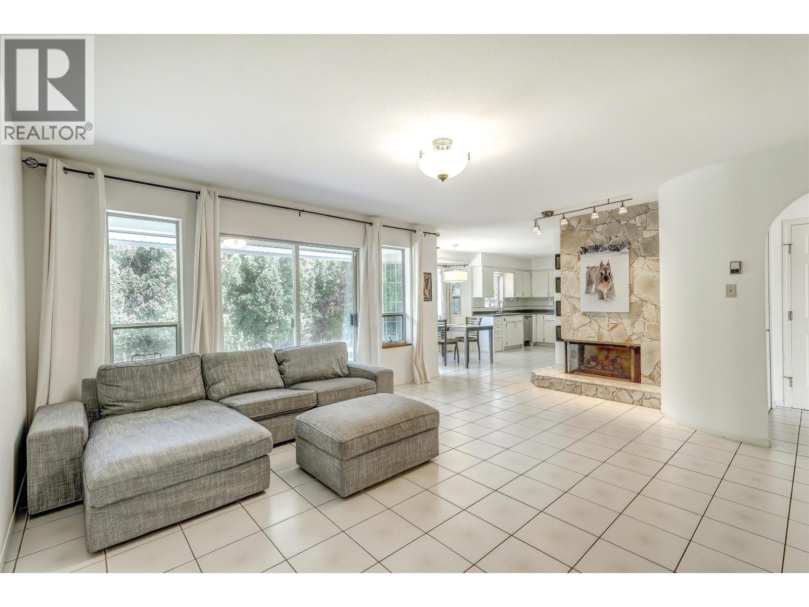 5367 HAZEL COURT, Delta, British Columbia