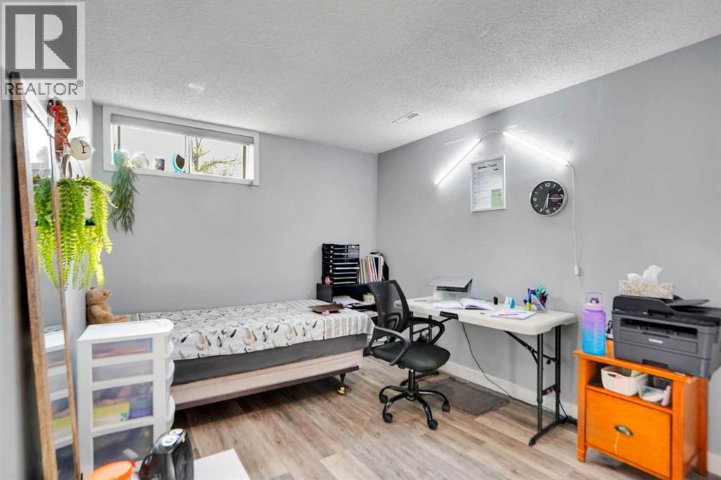 168 Castlebrook Drive Ne, Calgary, Alberta  t3j 5k2 - Photo 44 - A2315665