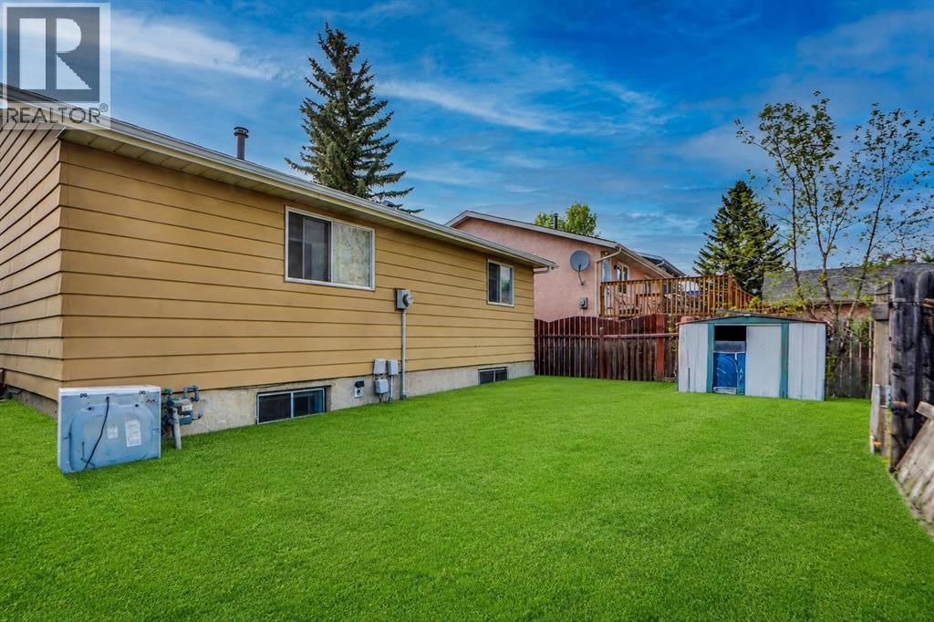 168 Castlebrook Drive Ne, Calgary, Alberta  t3j 5k2 - Photo 49 - A2315665
