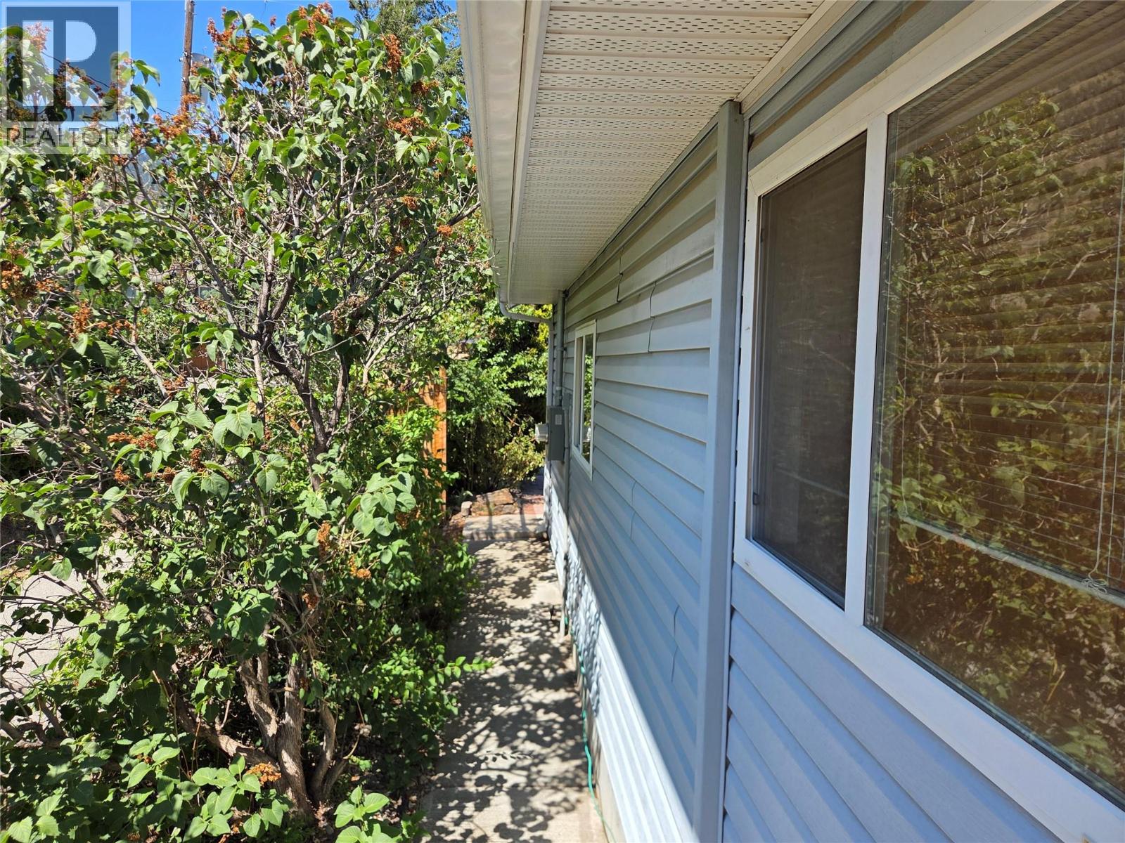 425 3rd Avenue, Keremeos, British Columbia  V0X 1N2 - Photo 40 - 10385674