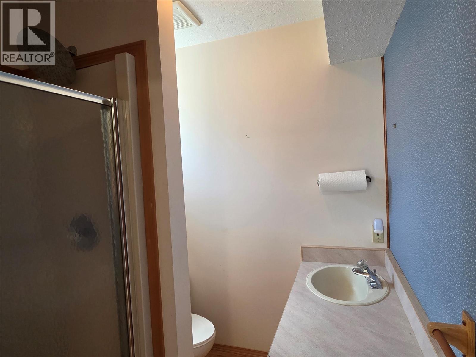 425 3rd Avenue, Keremeos, British Columbia  V0X 1N2 - Photo 28 - 10385674