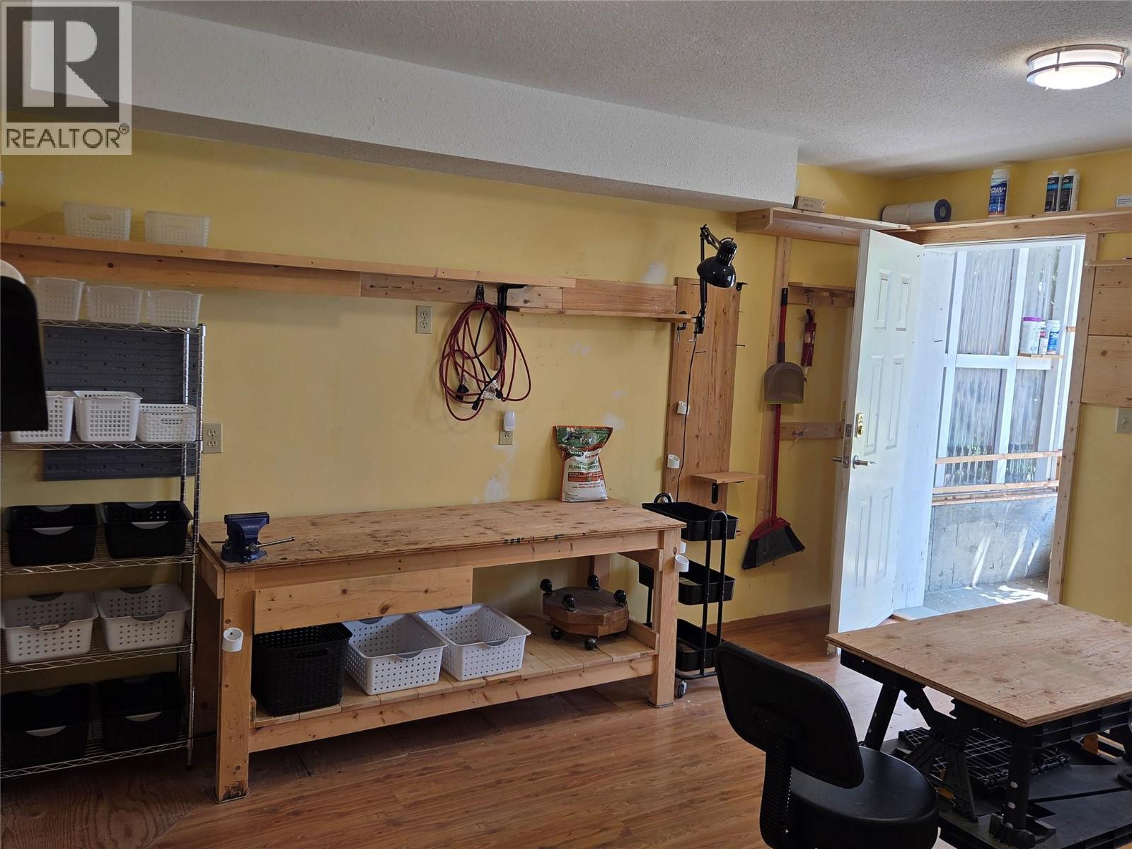 425 3rd Avenue, Keremeos, British Columbia  V0X 1N2 - Photo 32 - 10385674