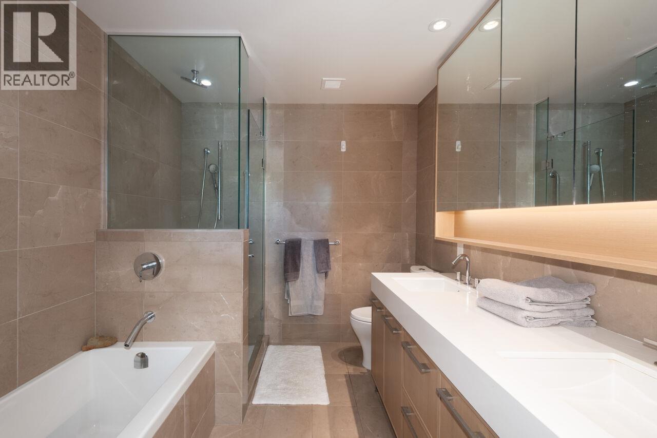 217 3220 Connaught Crescent, North Vancouver, British Columbia  V7R 0A5 - Photo 24 - R3150317