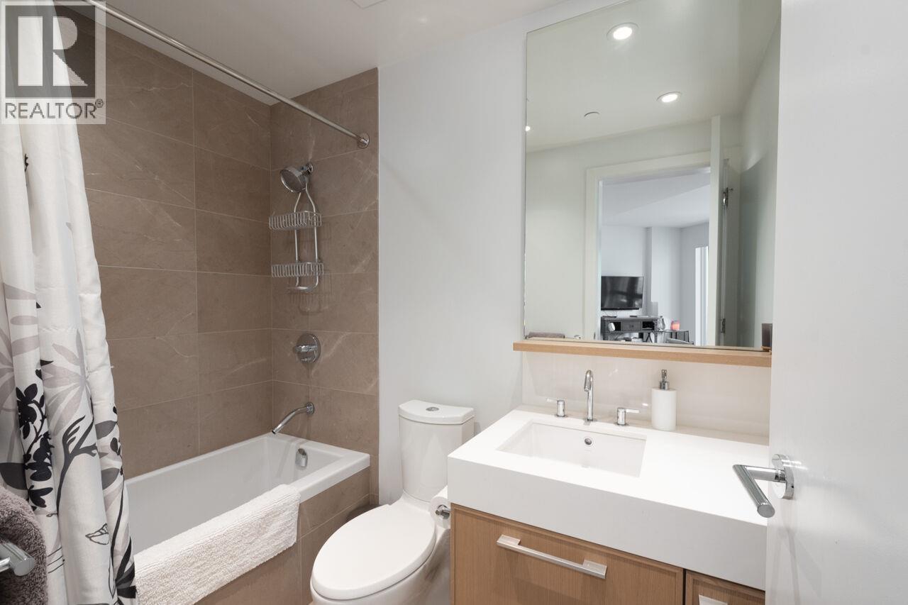 217 3220 Connaught Crescent, North Vancouver, British Columbia  V7R 0A5 - Photo 27 - R3150317