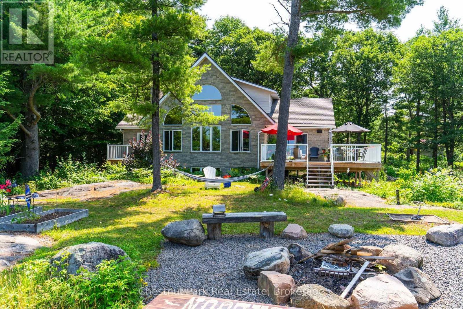 2488 FALKENBURG ROAD, Muskoka Lakes (Watt)