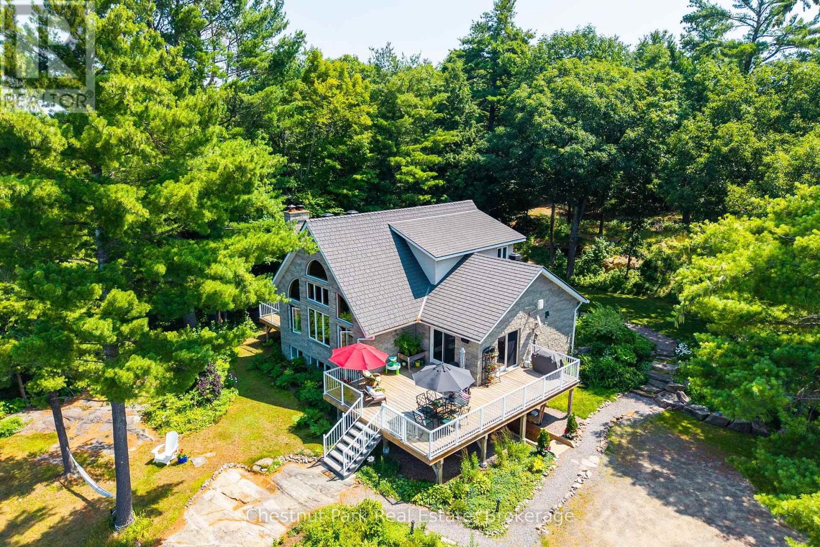 2488 Falkenburg Road, Muskoka Lakes, Ontario  P0B 1J0 - Photo 2 - X13610798