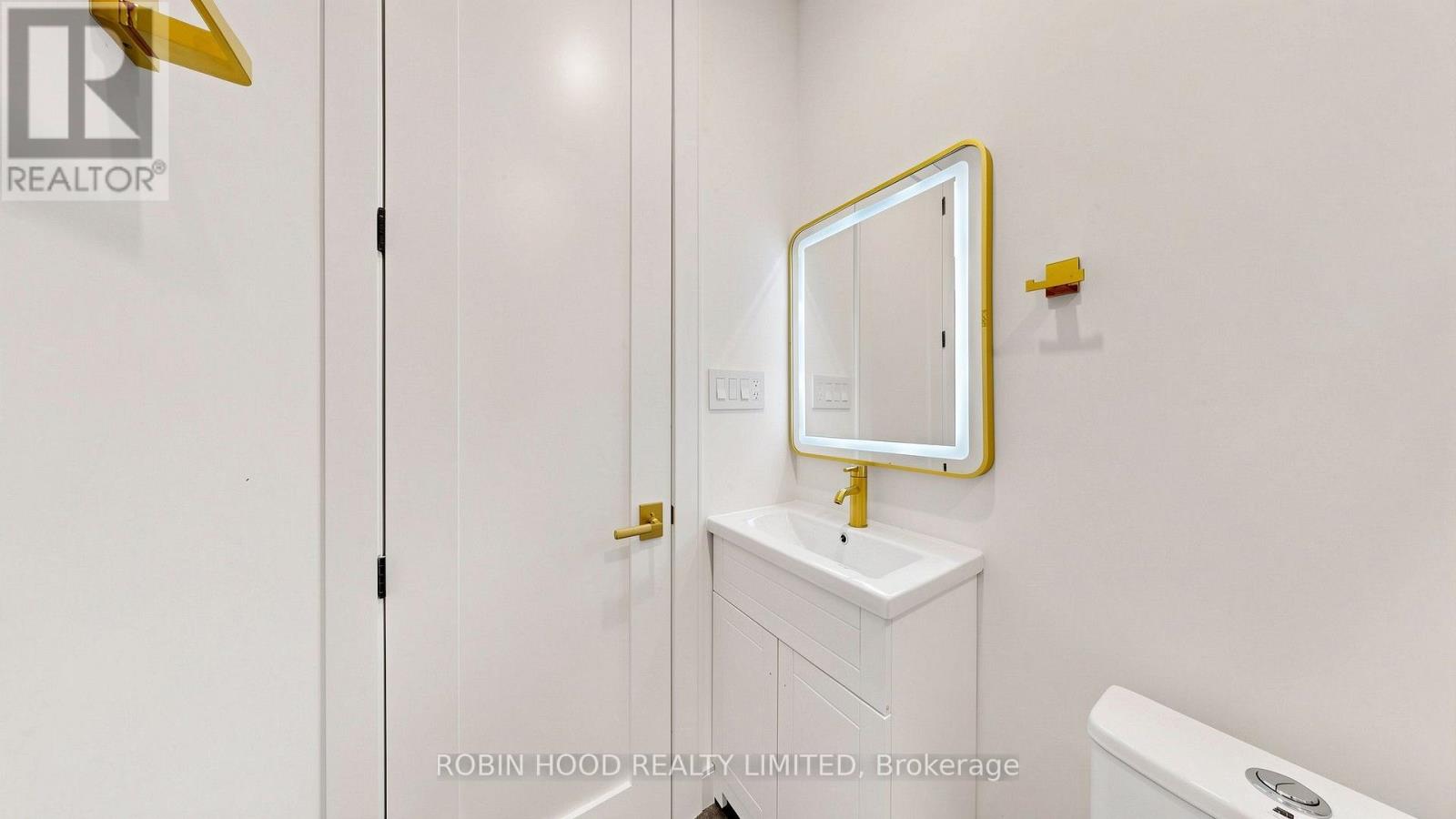 3 - 24 Callender Street, Toronto, Ontario  M6R 2H3 - Photo 22 - X13610460