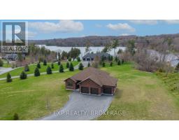 4 SANDSTONE COURT, Frontenac, Ontario