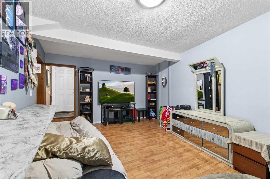 5224 50 Avenue, Sylvan Lake, Alberta  T4S 1E7 - Photo 6 - A2331062