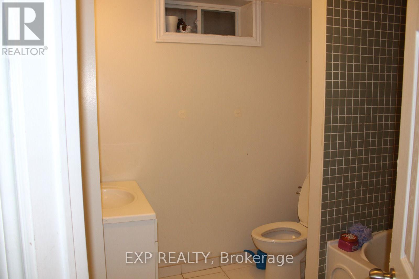 Bsmt - 134 Sandown Avenue, Toronto, Ontario  M1N 3W7 - Photo 11 - E13604934