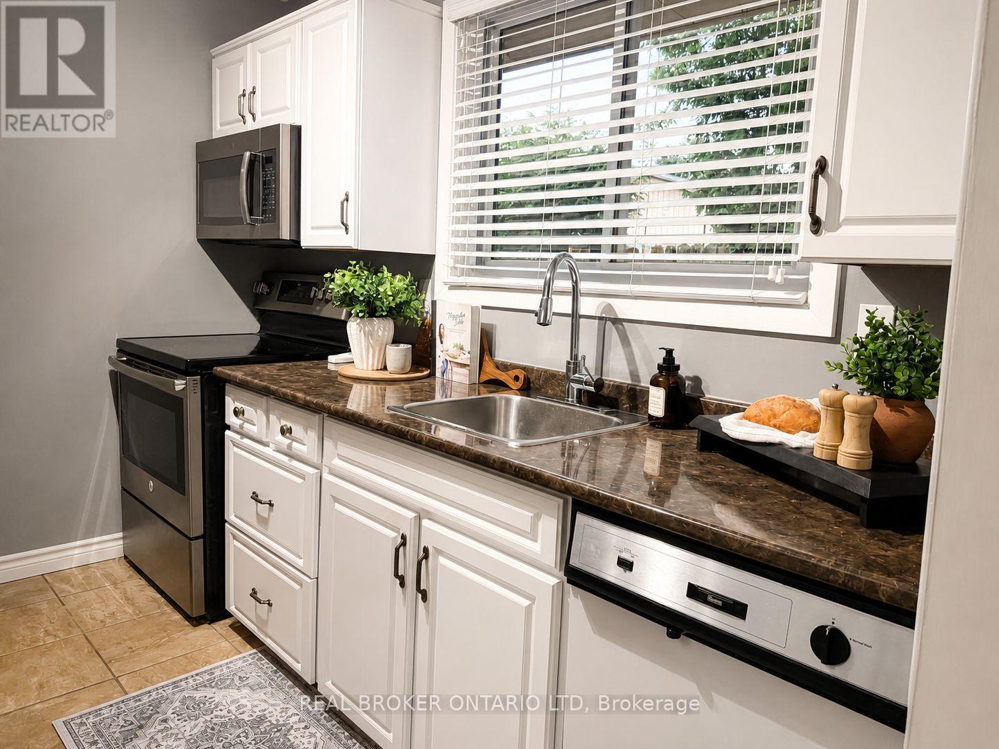 95 Clifton Crescent, London South, Ontario  N6C 3V9 - Photo 8 - X13610850