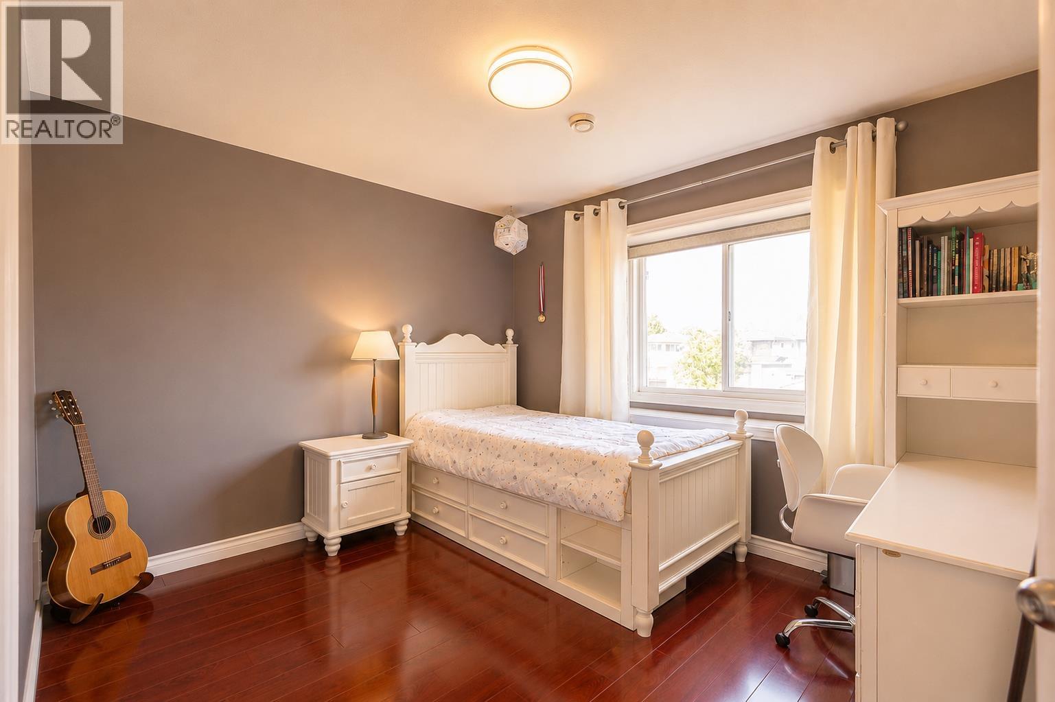 8155 15th Avenue, Burnaby, British Columbia  V3N 1X4 - Photo 13 - R3150208