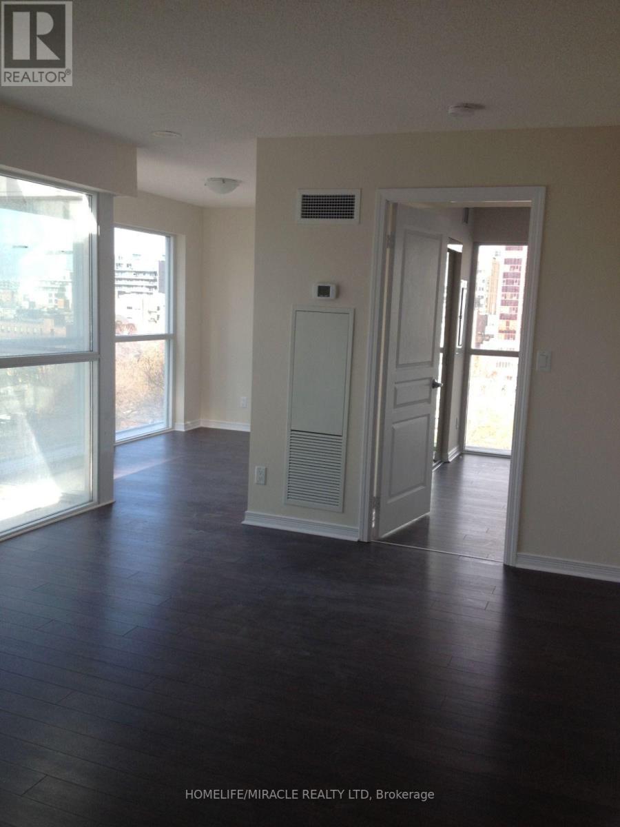 709 - 352 Front St West, Toronto (Waterfront Communities), Ontario  M5V 0K3 - Photo 11 - C13610840