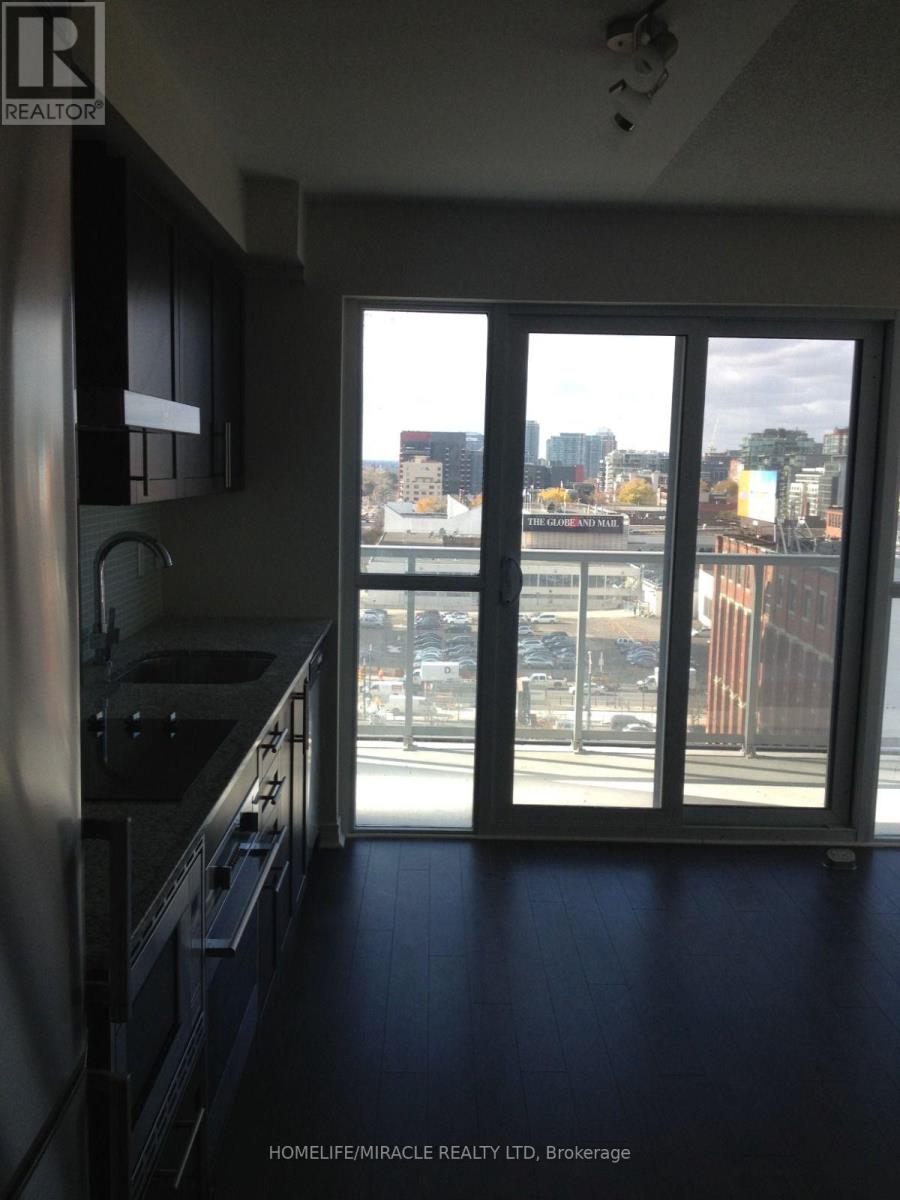 709 - 352 Front St West, Toronto (Waterfront Communities), Ontario  M5V 0K3 - Photo 6 - C13610840