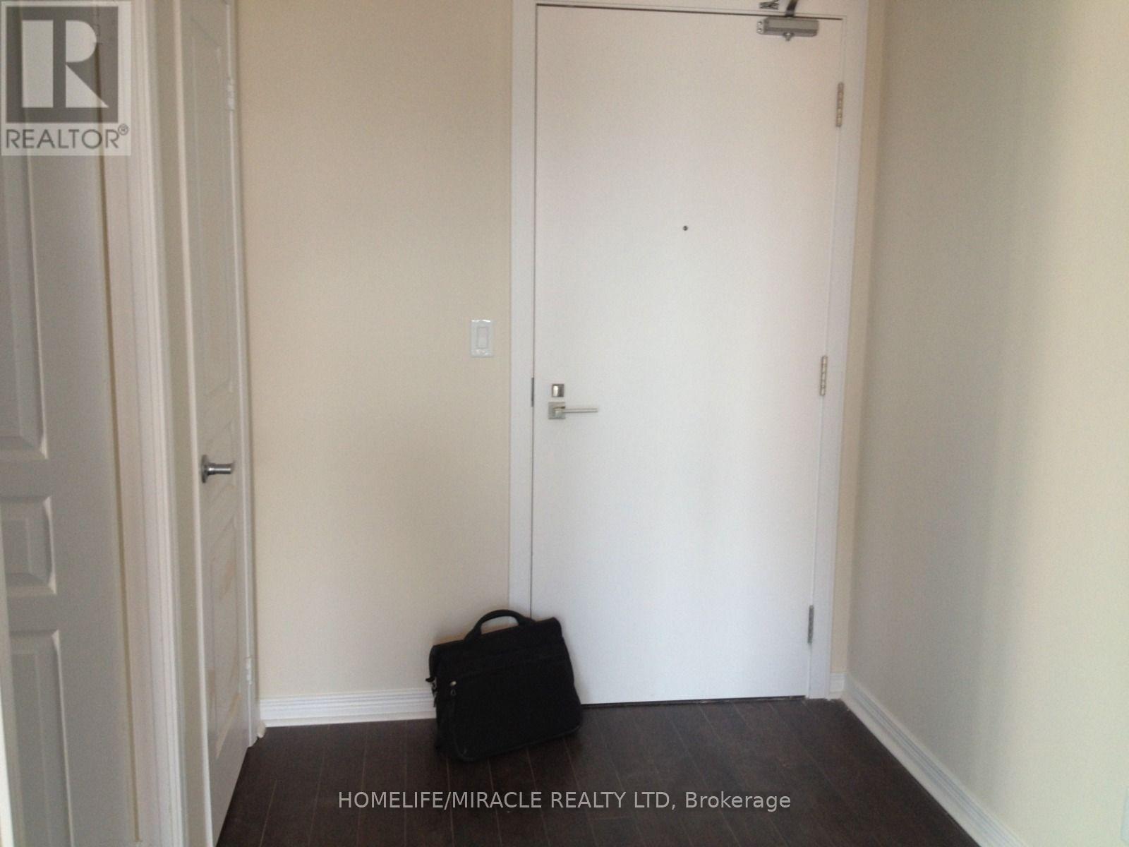 709 - 352 Front St West, Toronto (Waterfront Communities), Ontario  M5V 0K3 - Photo 7 - C13610840