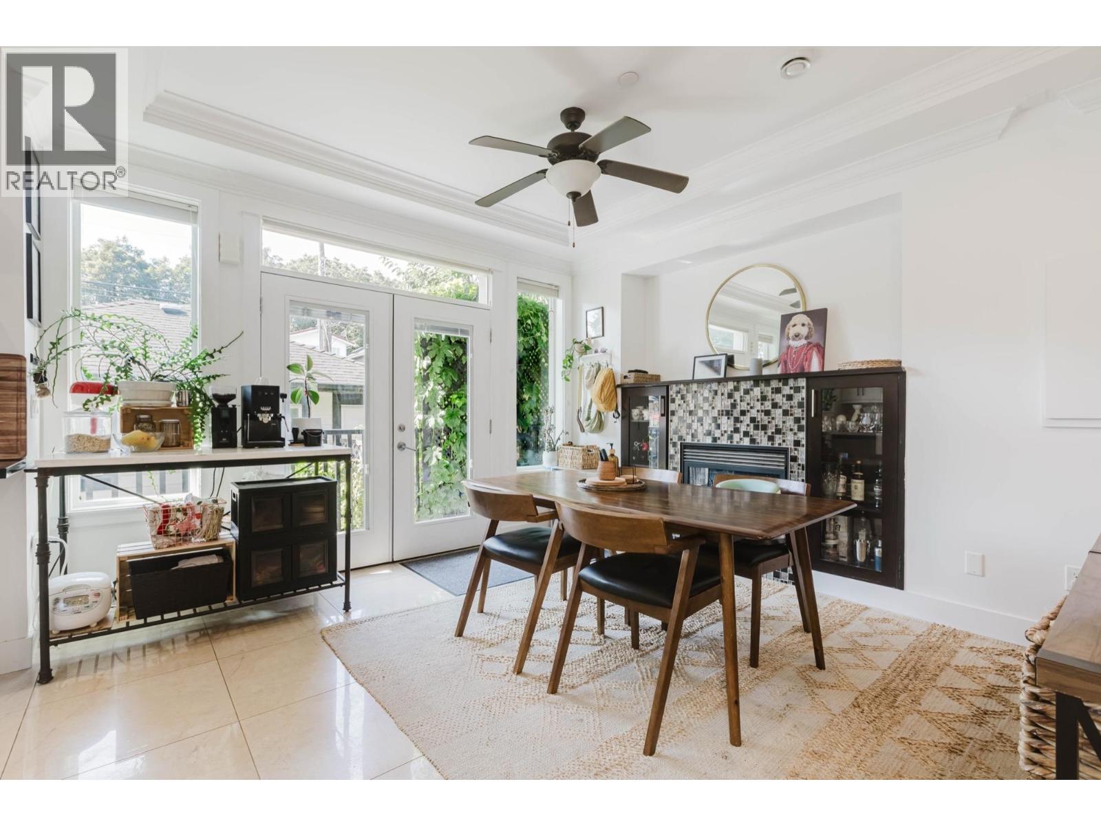 2018 E 12th Avenue, Vancouver, British Columbia  V5N 2A8 - Photo 5 - R3149886