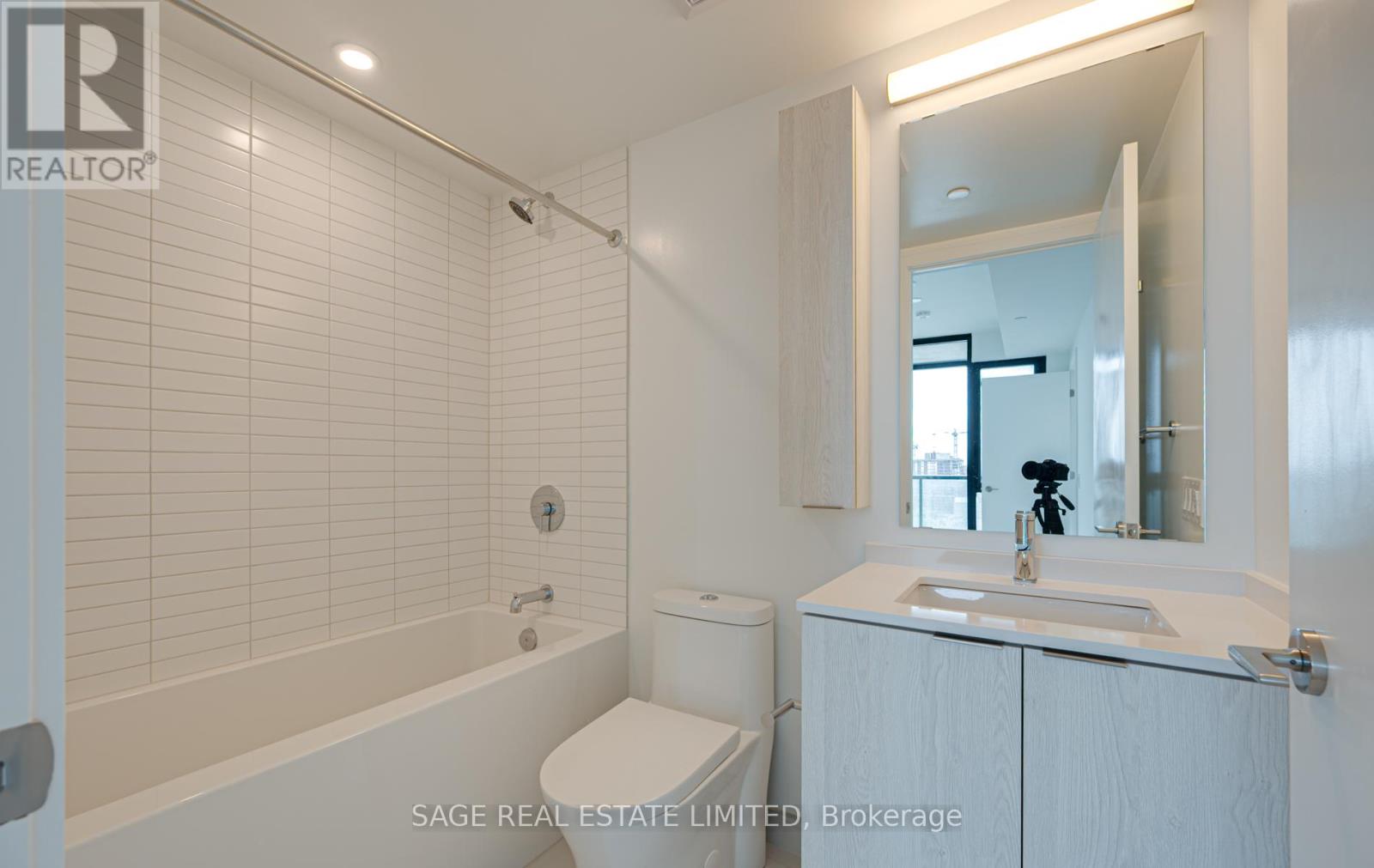1601 - 86 Dundas Street E, Mississauga (Cooksville), Ontario  L5A 0B1 - Photo 21 - W13610836
