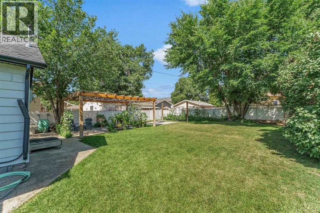 166a 3 Street Ne, Medicine Hat, Alberta  T1A 5M1 - Photo 42 - A2329779