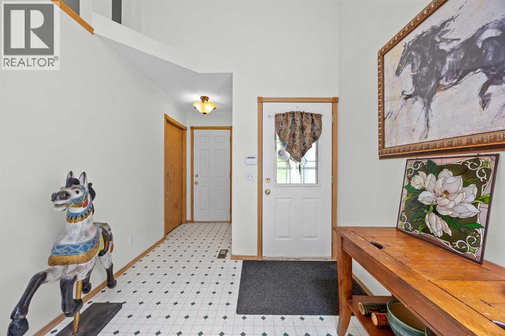 242 Hidden Spring Mews NW, Calgary, Alberta  T3A 5N3 - Photo 6 - A2308714
