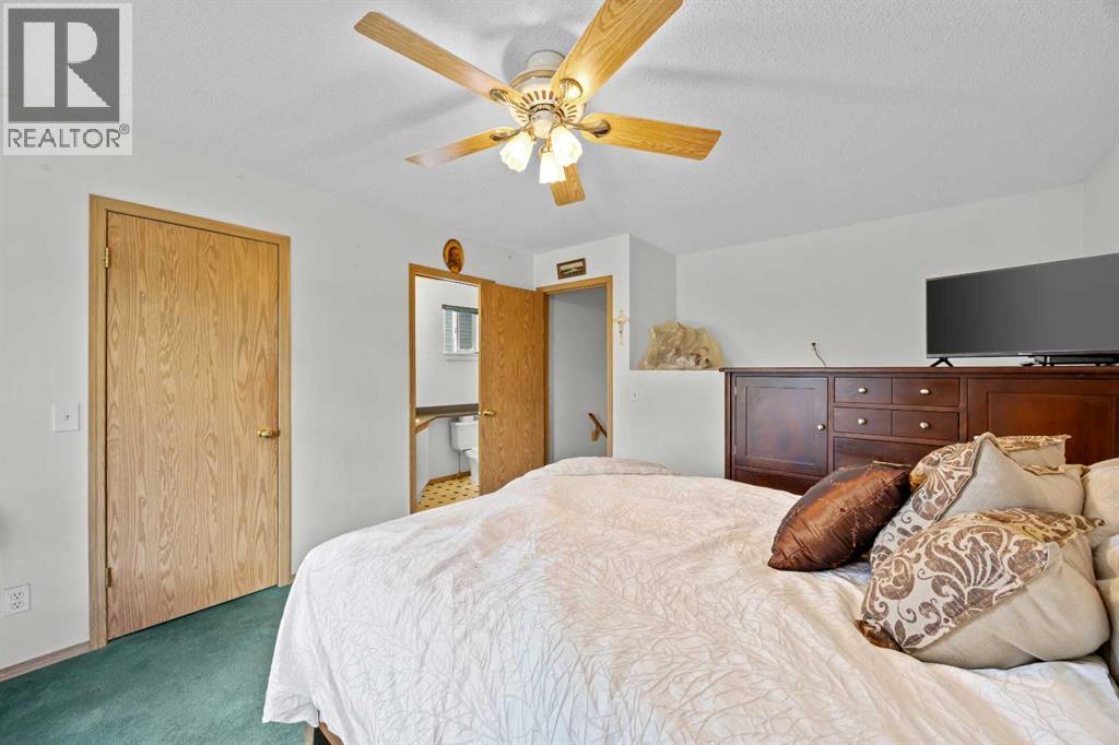 242 Hidden Spring Mews NW, Calgary, Alberta  T3A 5N3 - Photo 21 - A2308714