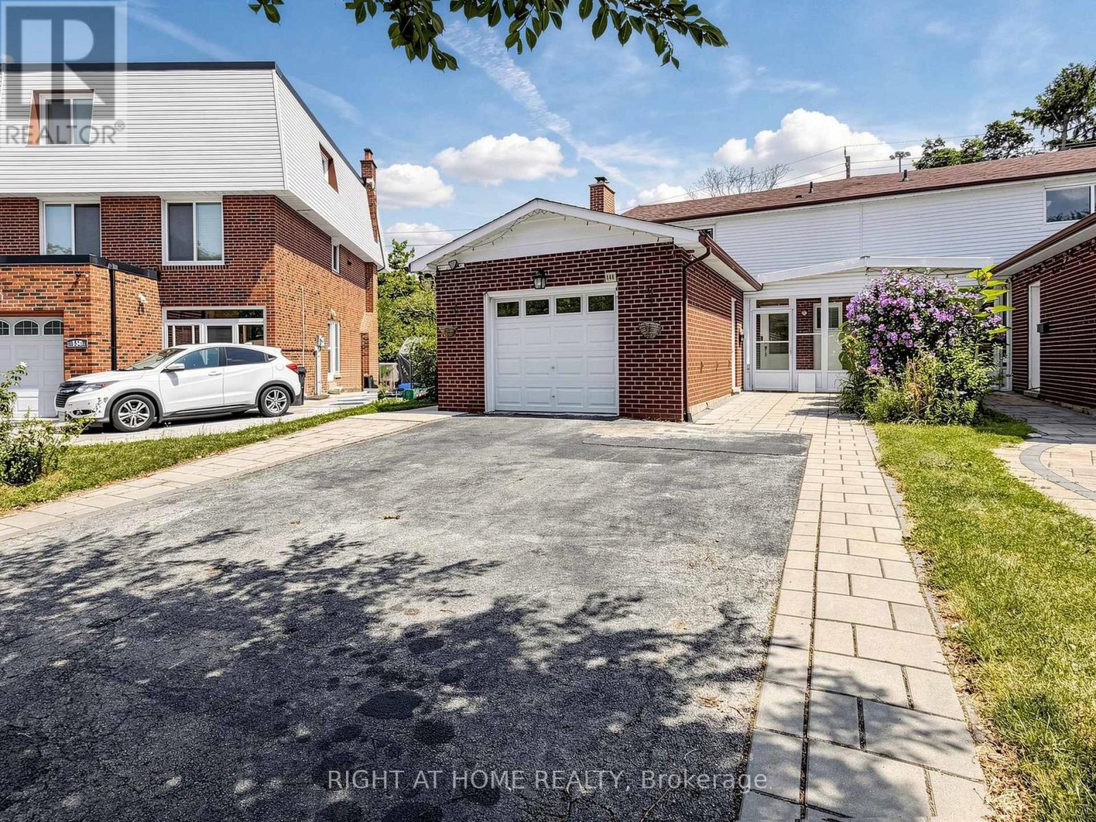 148 SEXTON CRESCENT, Toronto, Ontario