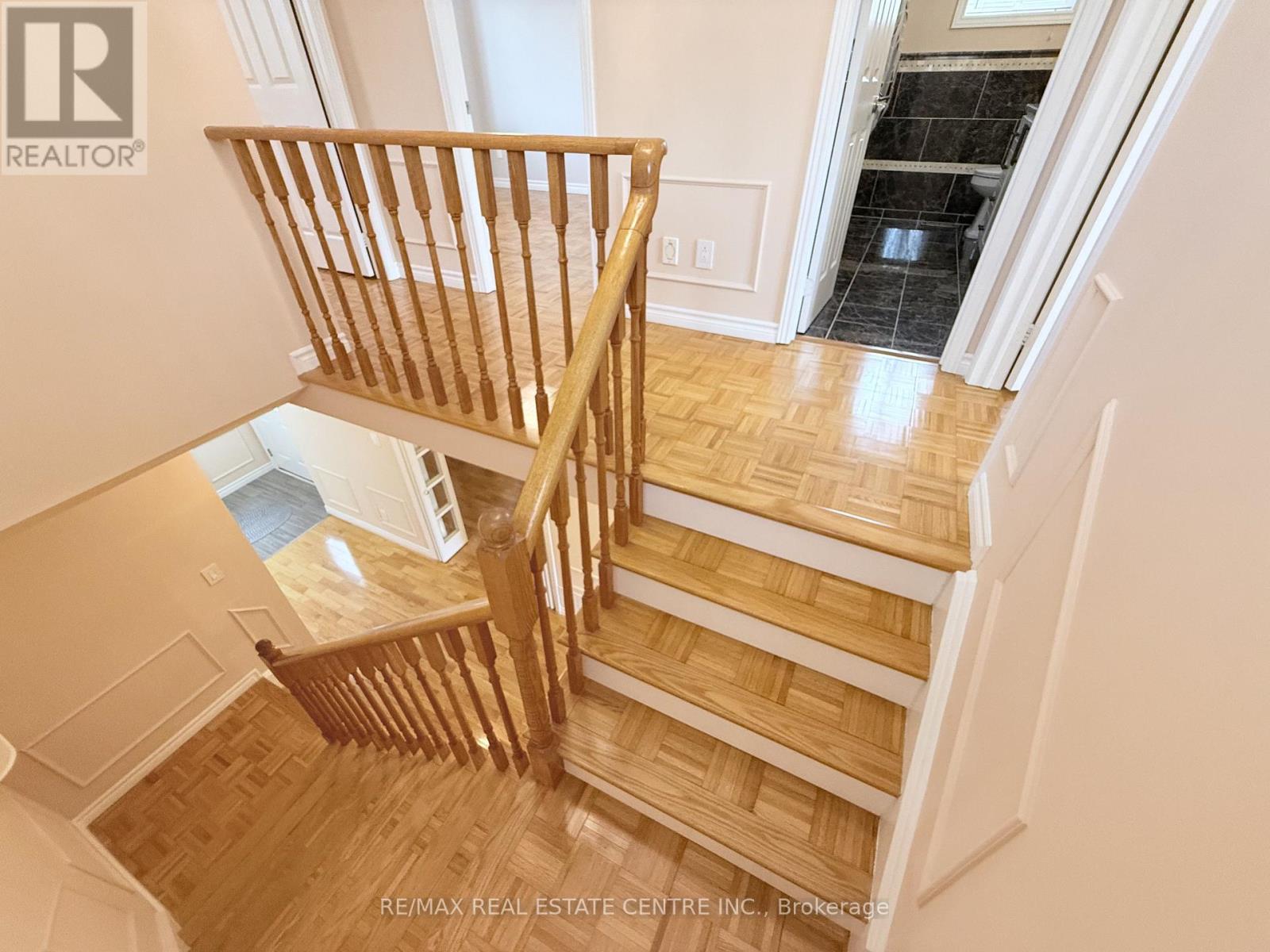 7264 Seabreeze Drive, Mississauga, Ontario  L5N 6K7 - Photo 16 - W13500268