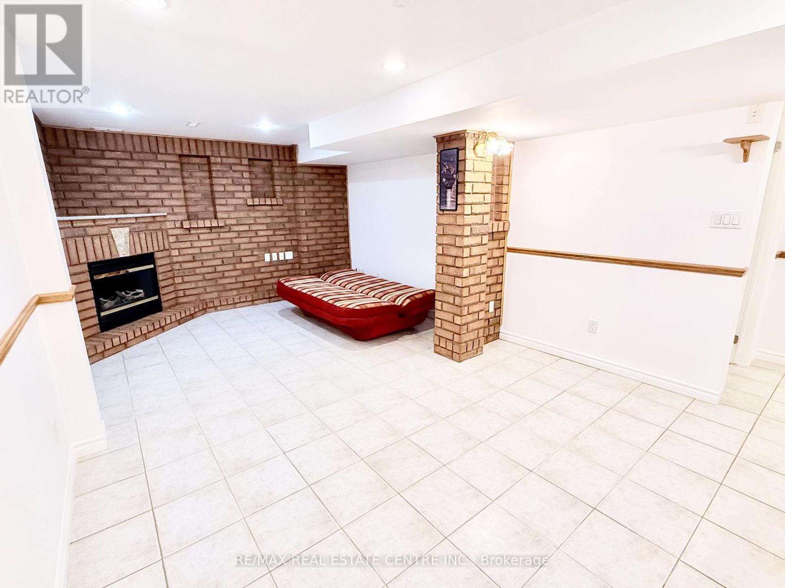 7264 Seabreeze Drive, Mississauga, Ontario  L5N 6K7 - Photo 40 - W13500268