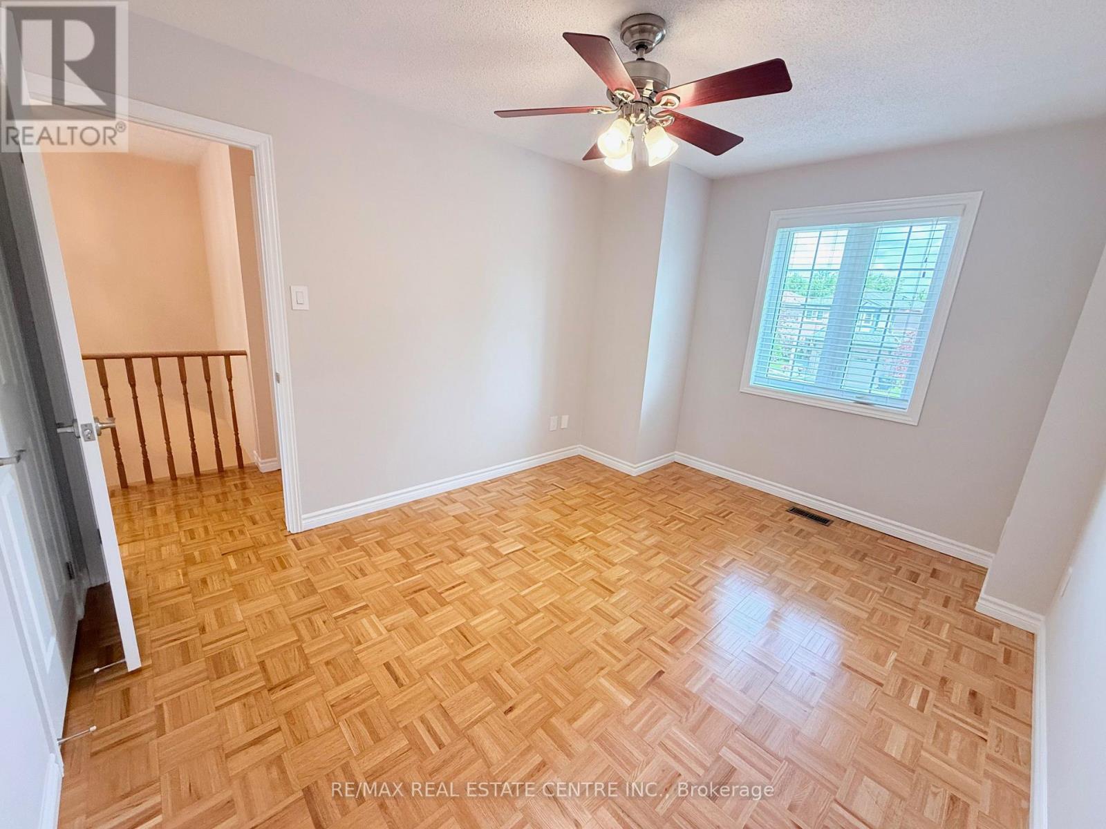 7264 Seabreeze Drive, Mississauga, Ontario  L5N 6K7 - Photo 27 - W13500268