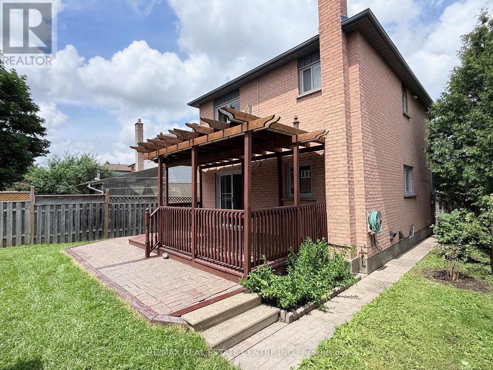 7264 Seabreeze Drive, Mississauga, Ontario  L5N 6K7 - Photo 44 - W13500268