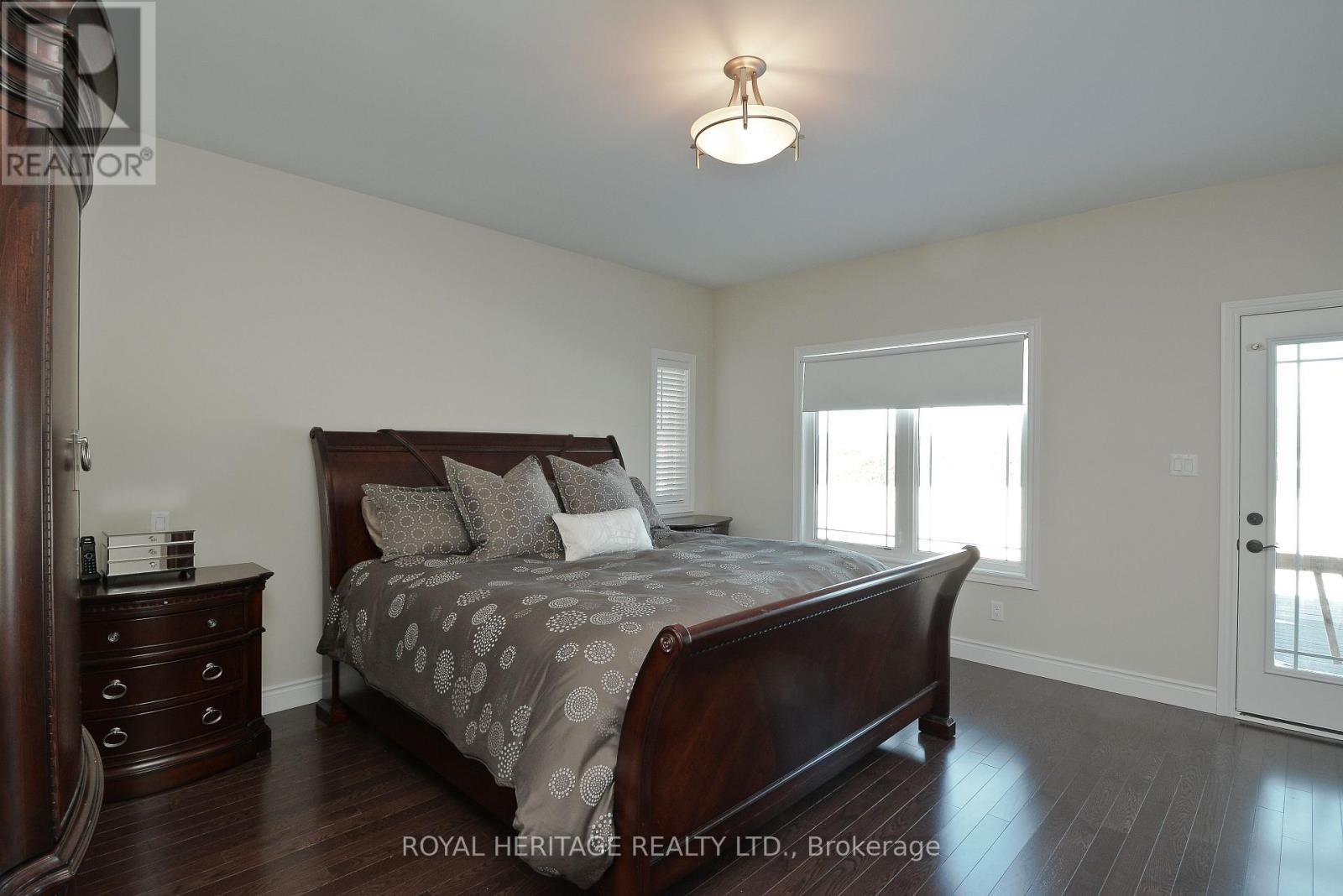 51 Gloria Crescent, Whitby, Ontario  L1P 1V3 - Photo 9 - E13610930
