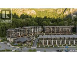 306 1500 SCOTT CRESCENT, Squamish, British Columbia