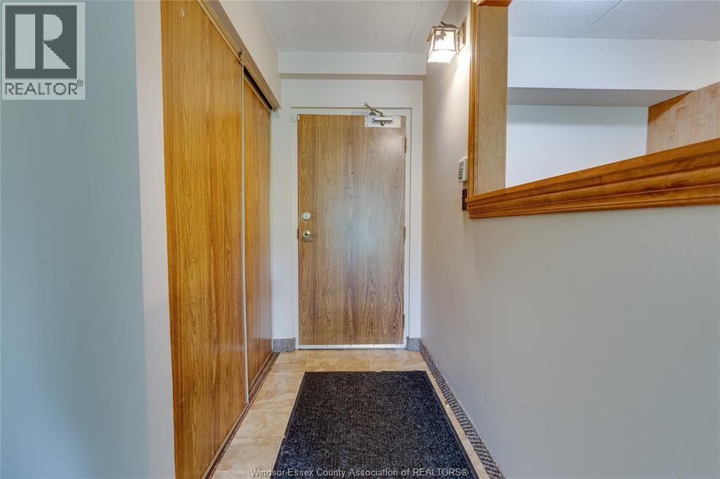 3355 Sandwich Street Unit# 104, Windsor, Ontario  N9C 1B2 - Photo 4 - 26018093