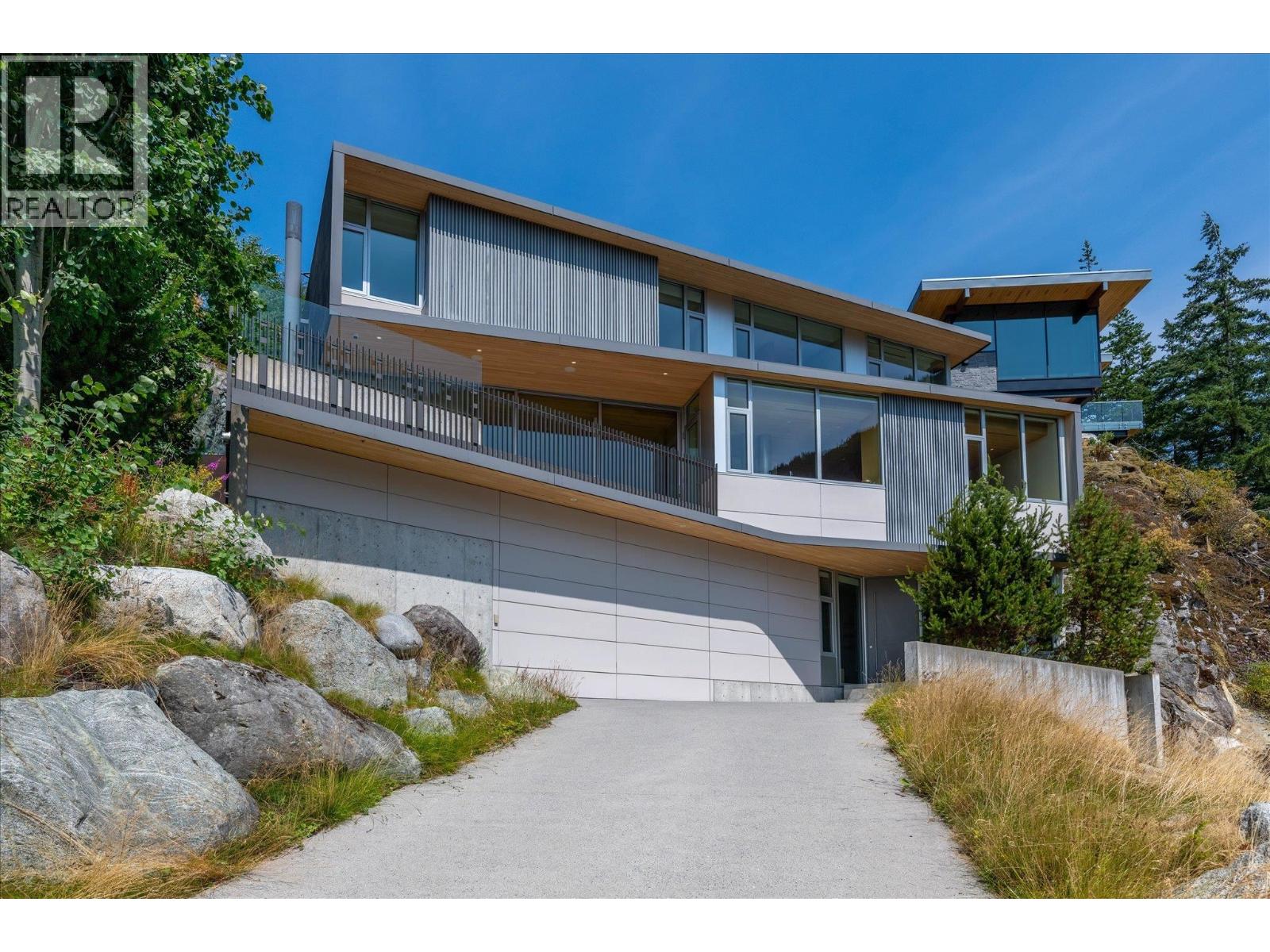38574 HIGH CREEK DRIVE, Squamish, British Columbia