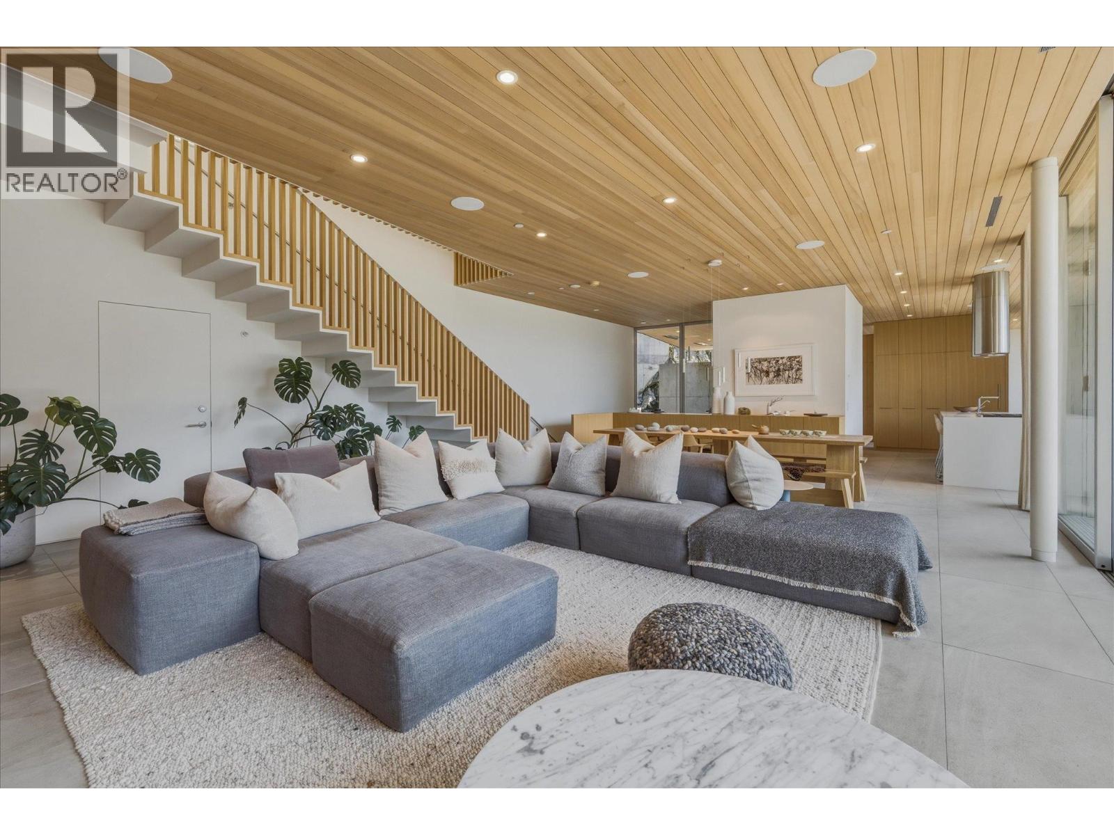 38574 High Creek Drive, Squamish, British Columbia  V8B 0T6 - Photo 3 - R3150369