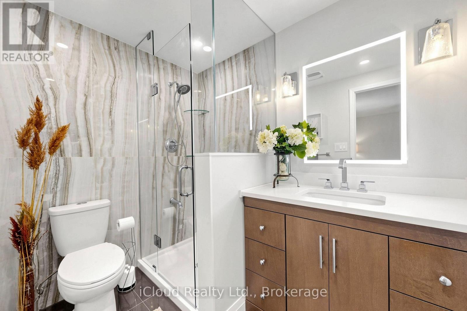 16 - 1 Royalwood Court, Hamilton, Ontario  L8E 4Y1 - Photo 11 - X13609604