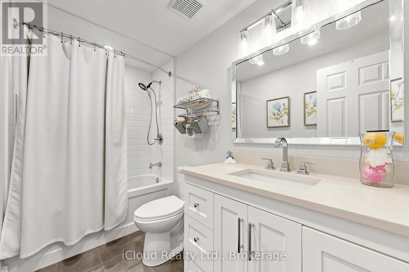 16 - 1 Royalwood Court, Hamilton, Ontario  L8E 4Y1 - Photo 18 - X13609604