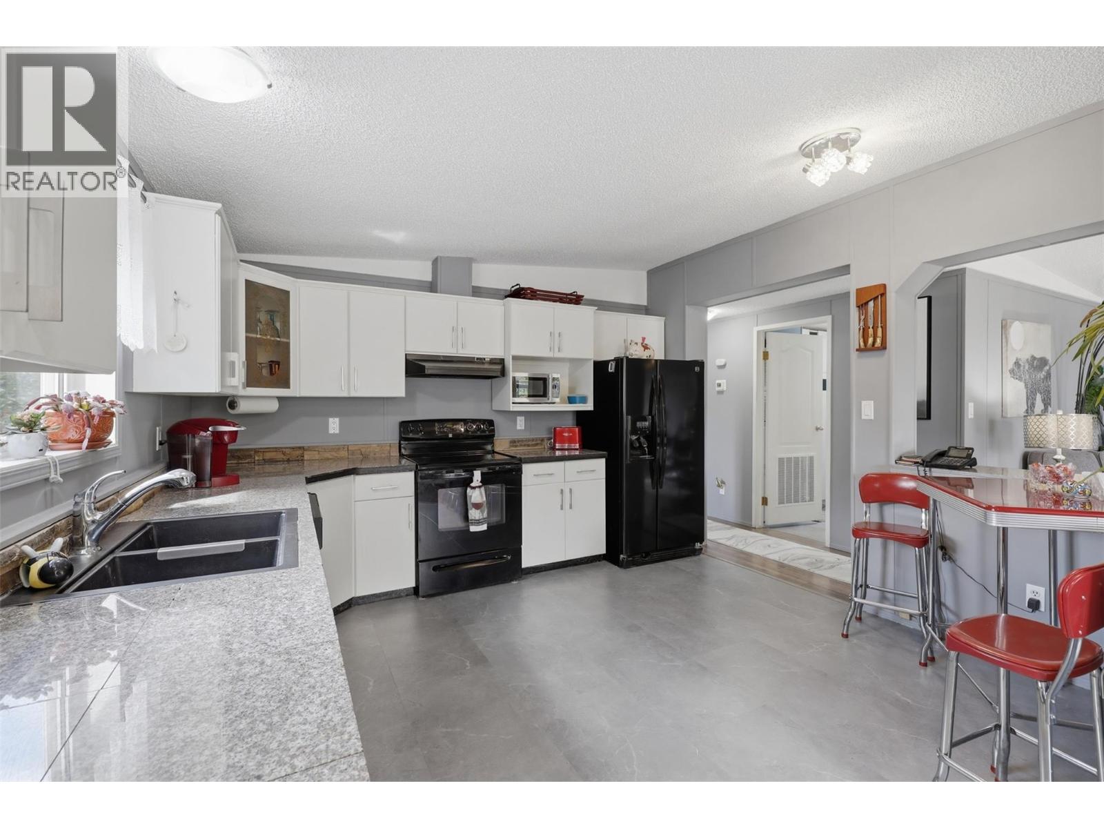 35-3099 Shuswap Road, Kamloops, British Columbia  V2H 1T7 - Photo 13 - 10391050