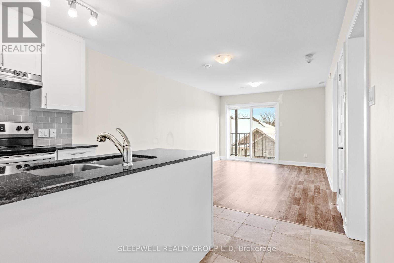204 - 377 Solstice Crescent, Russell, Ontario  K0A 1W1 - Photo 3 - X13610948