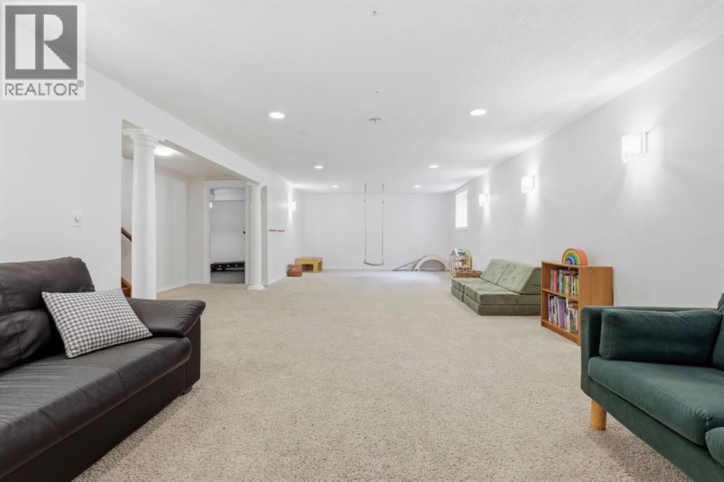 420 Douglasbank Court SE, Calgary, Alberta  T2Z 1X1 - Photo 30 - A2331898